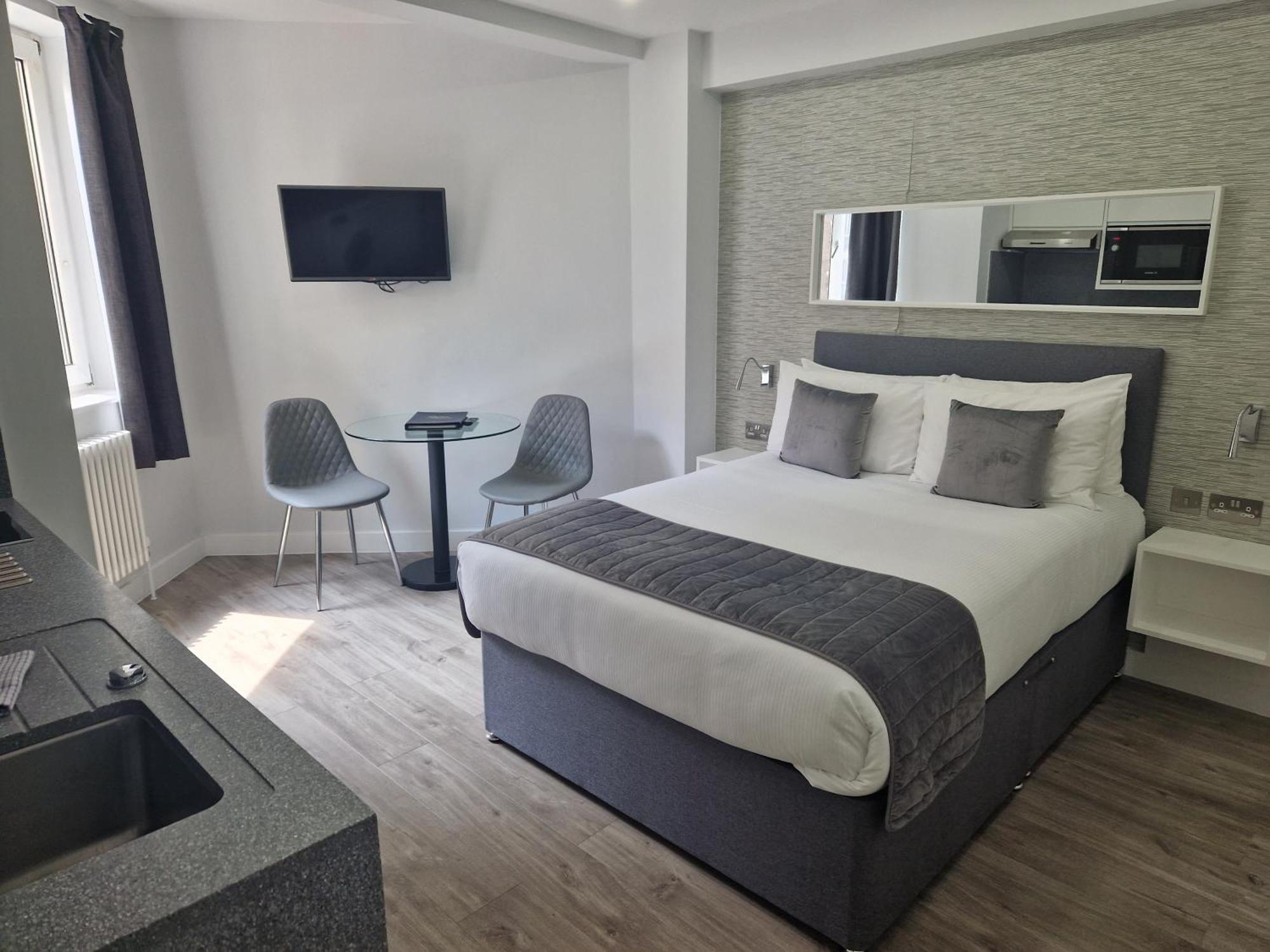 Apartment The Chelsea Cloisters Serviced