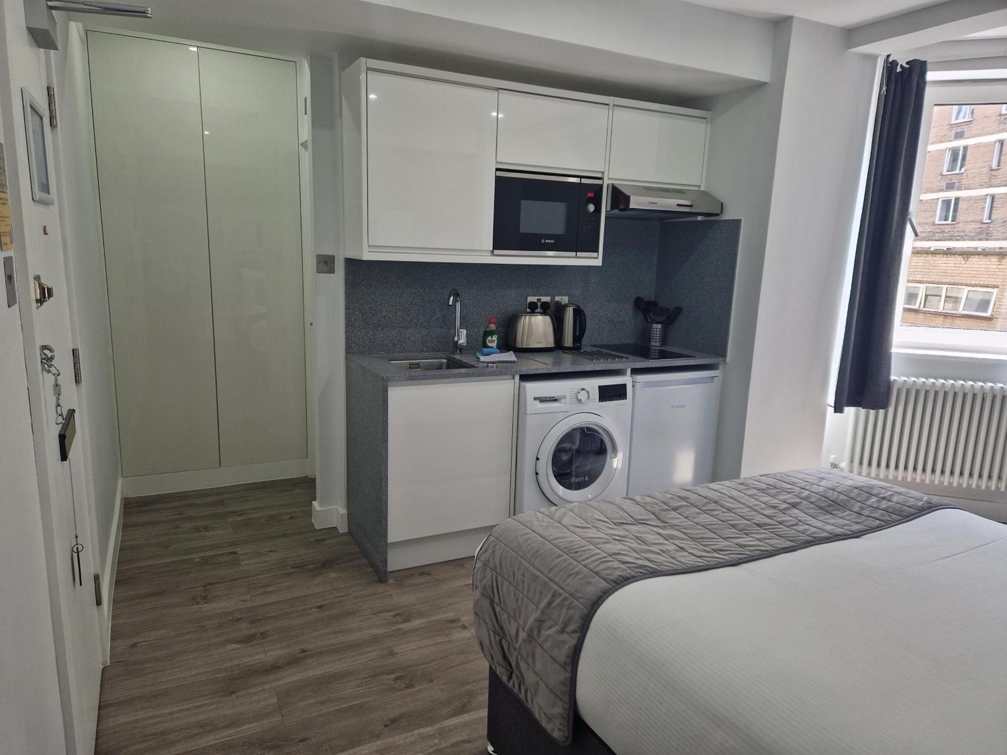Apartment The Chelsea Cloisters Serviced London
