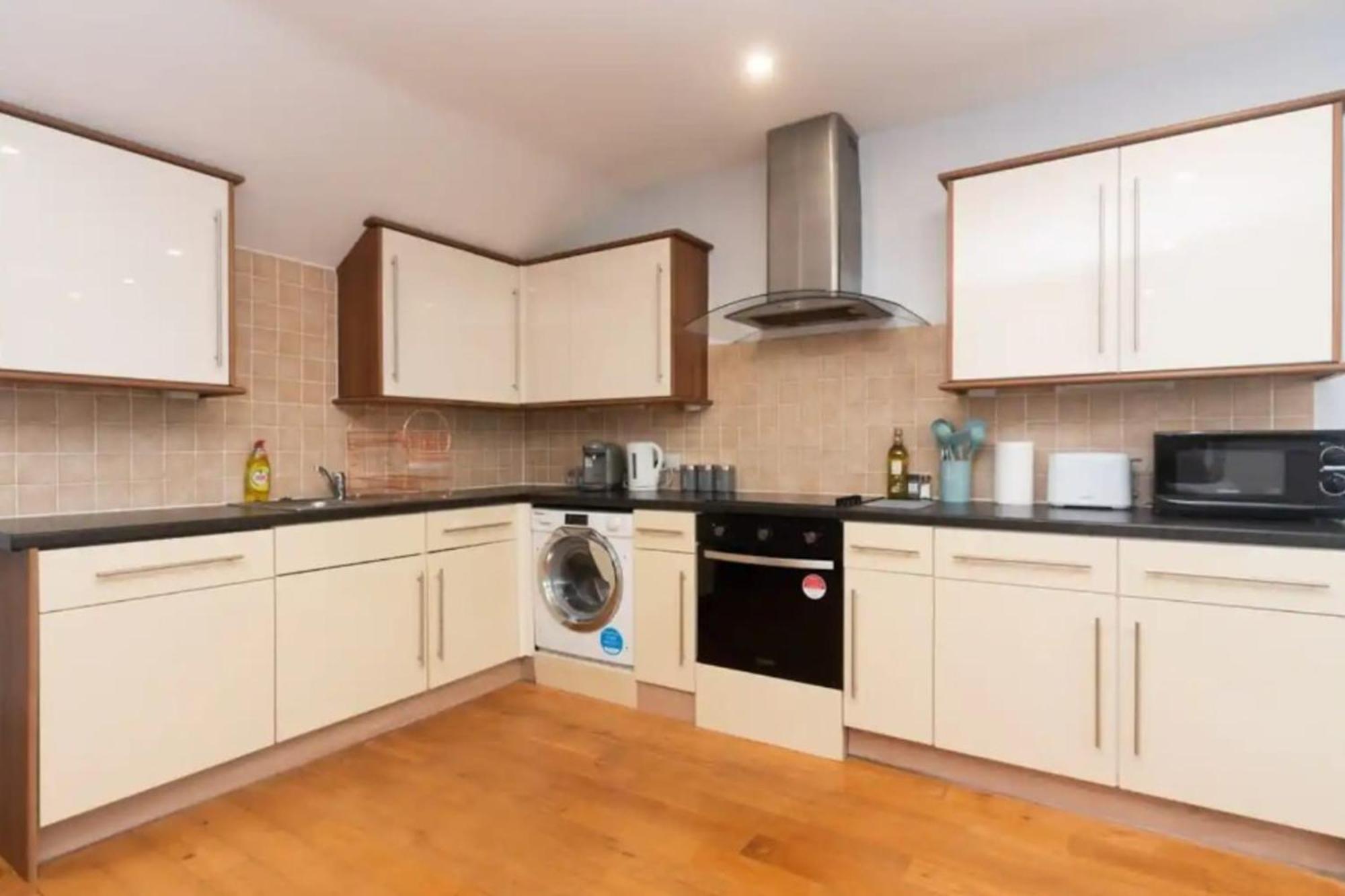St John's Hill Duplex *