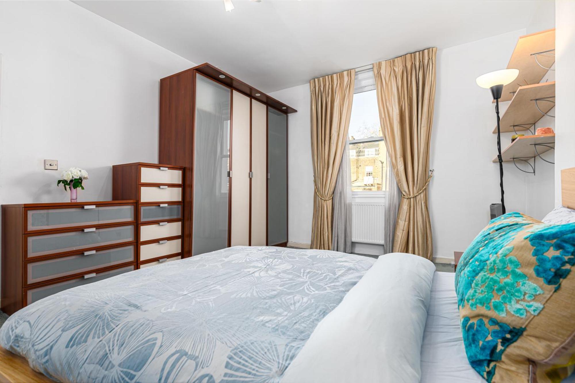 Bright & Spacious 2-bedroom In Paddington Hydepark Apartment London