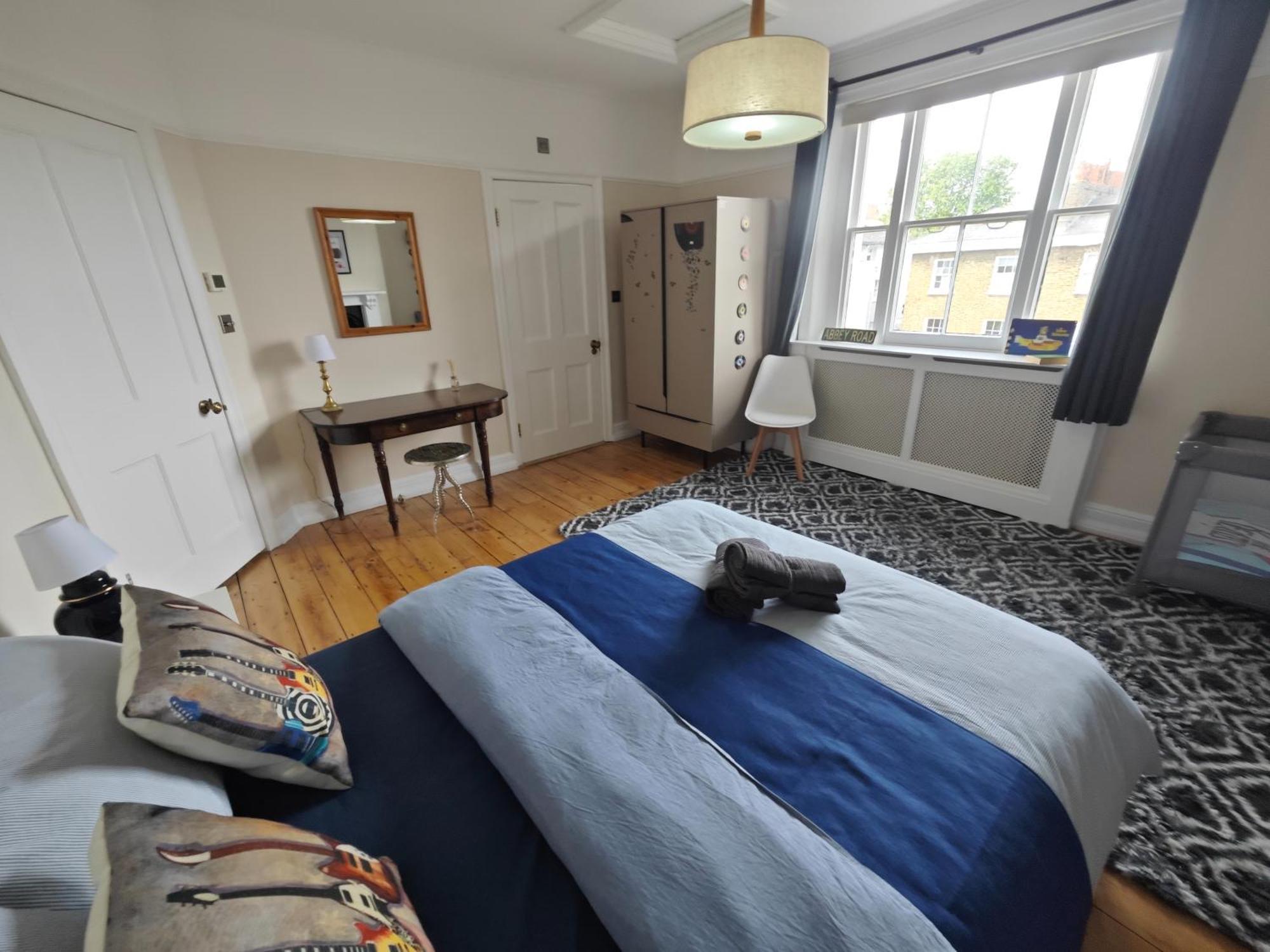 Stunning 4 Bedroom Flat In Regent's Park - Abbey Rd Сasa de vacaciones *