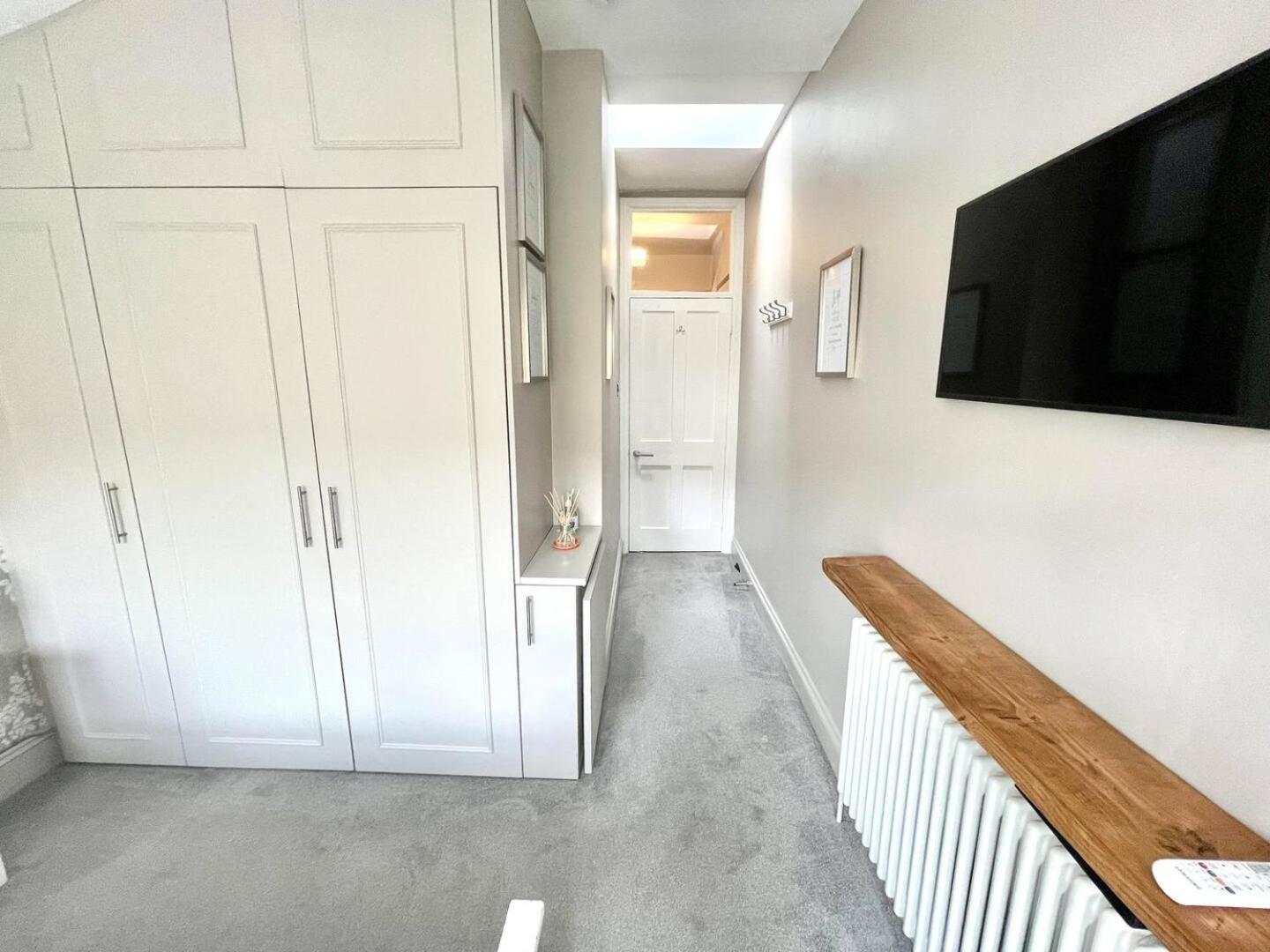 Vakantiehuis Clapham - Kingsize Bed - En-suite - Quiet With Garden Views - *