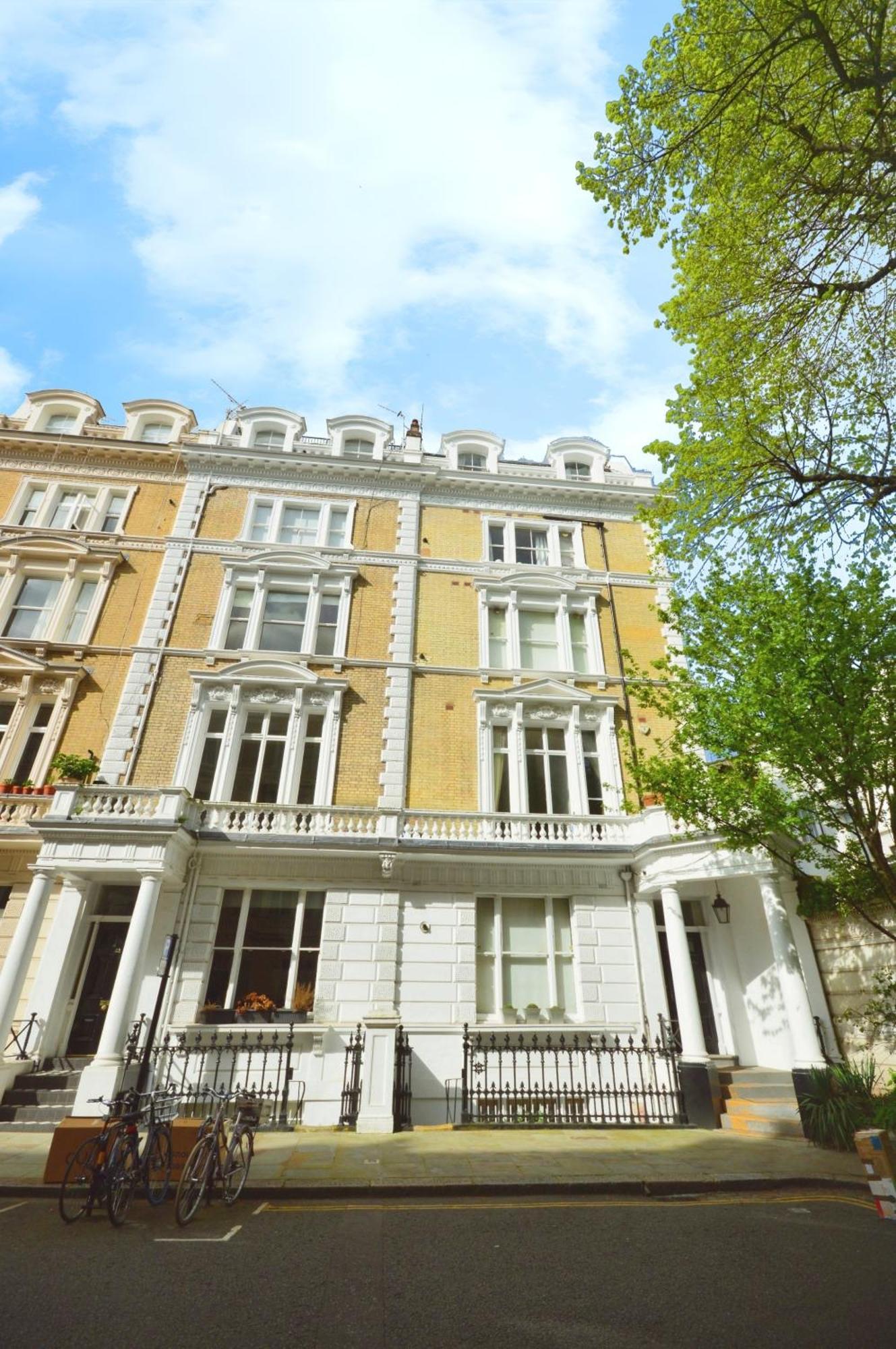 Notting Hill Apartment
