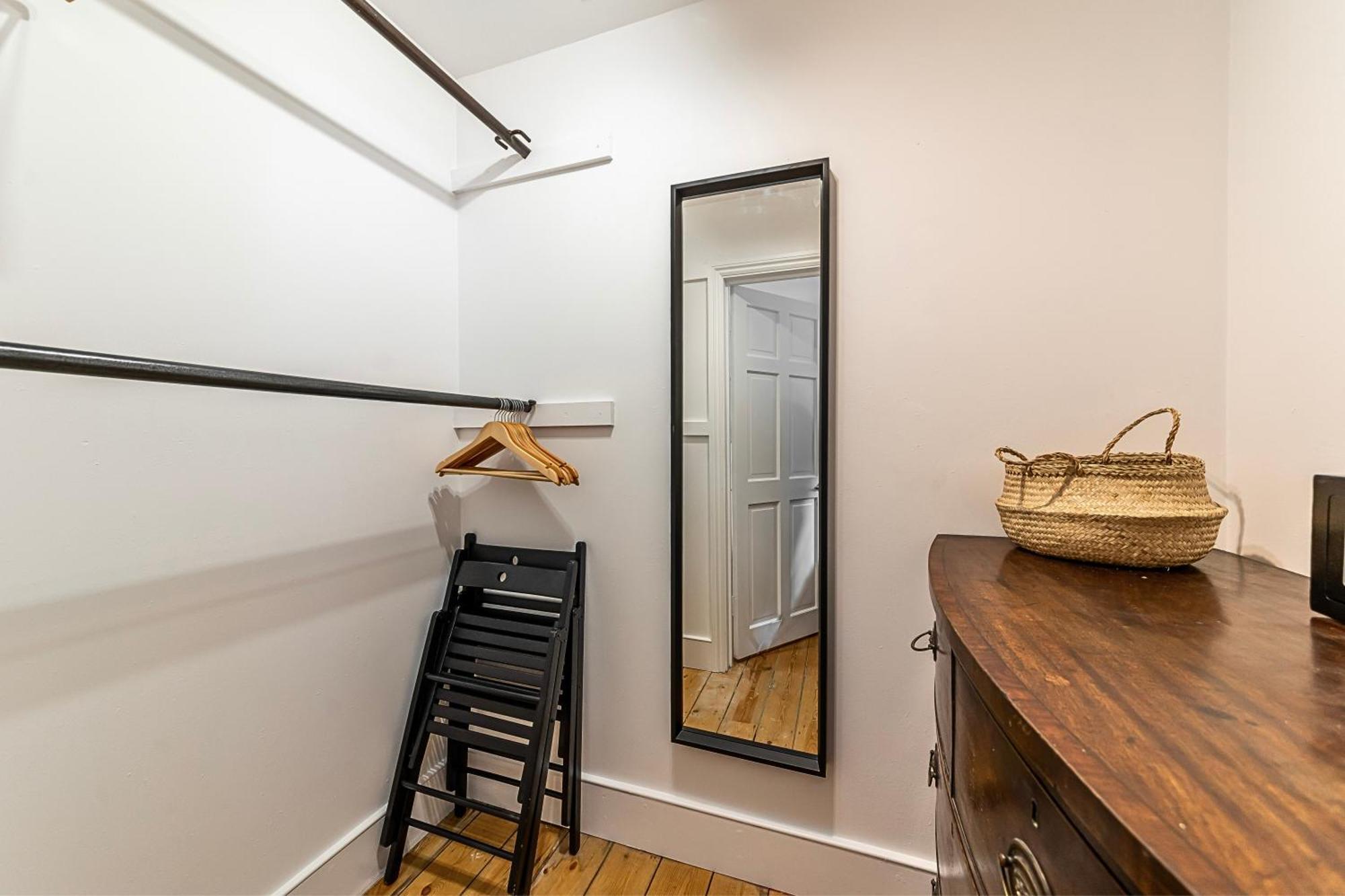 Сasa de vacaciones The Secret Kensington Garden Mews-2 Bedroom Full House-2 Train Lines- Spacious-kings Road- Harrods -chelsea Stadium-private Small Patio *