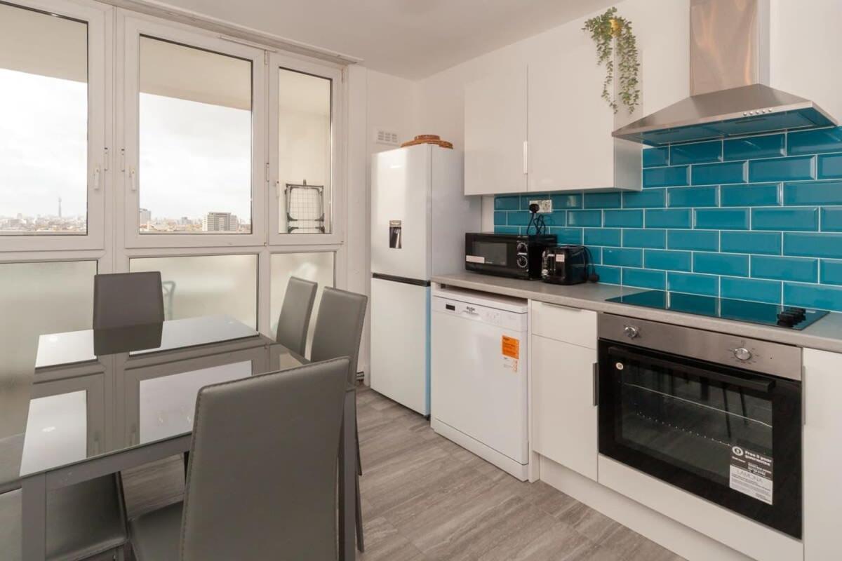 3 Bedroom Old Street - Amazing Views Appartement