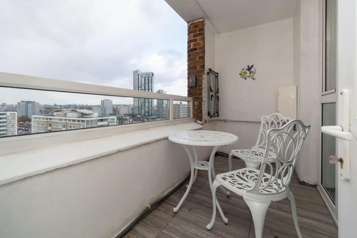 3 Bedroom Old Street - Amazing Views * Londen