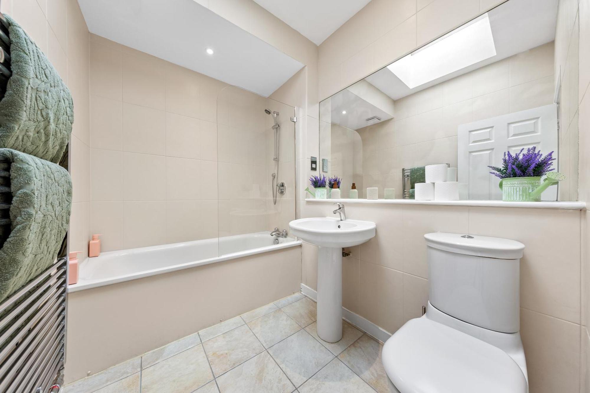 Royal College Of Art Prime One Bedroom In The Heart Of Apartment