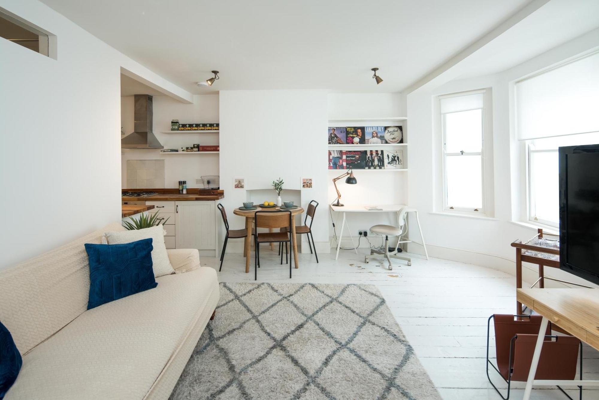 Charming 2-bed Flat In The Heart Of Nottinghill - Steps From Portobello Rd Market And Nottinghill Bookshop Apartment