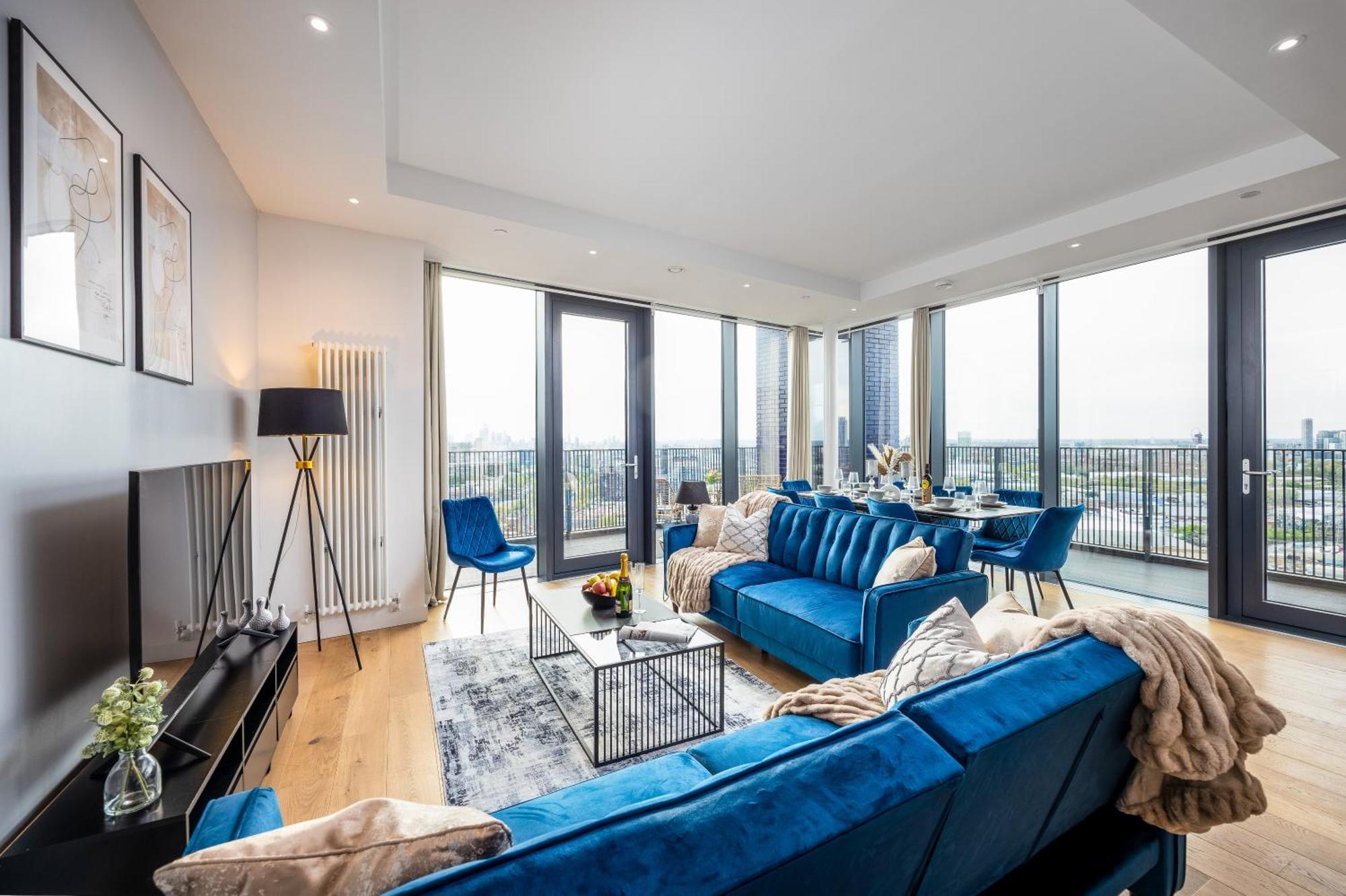 Luxury & Spacious 2 Bedroom Apt With City Views Appartement *