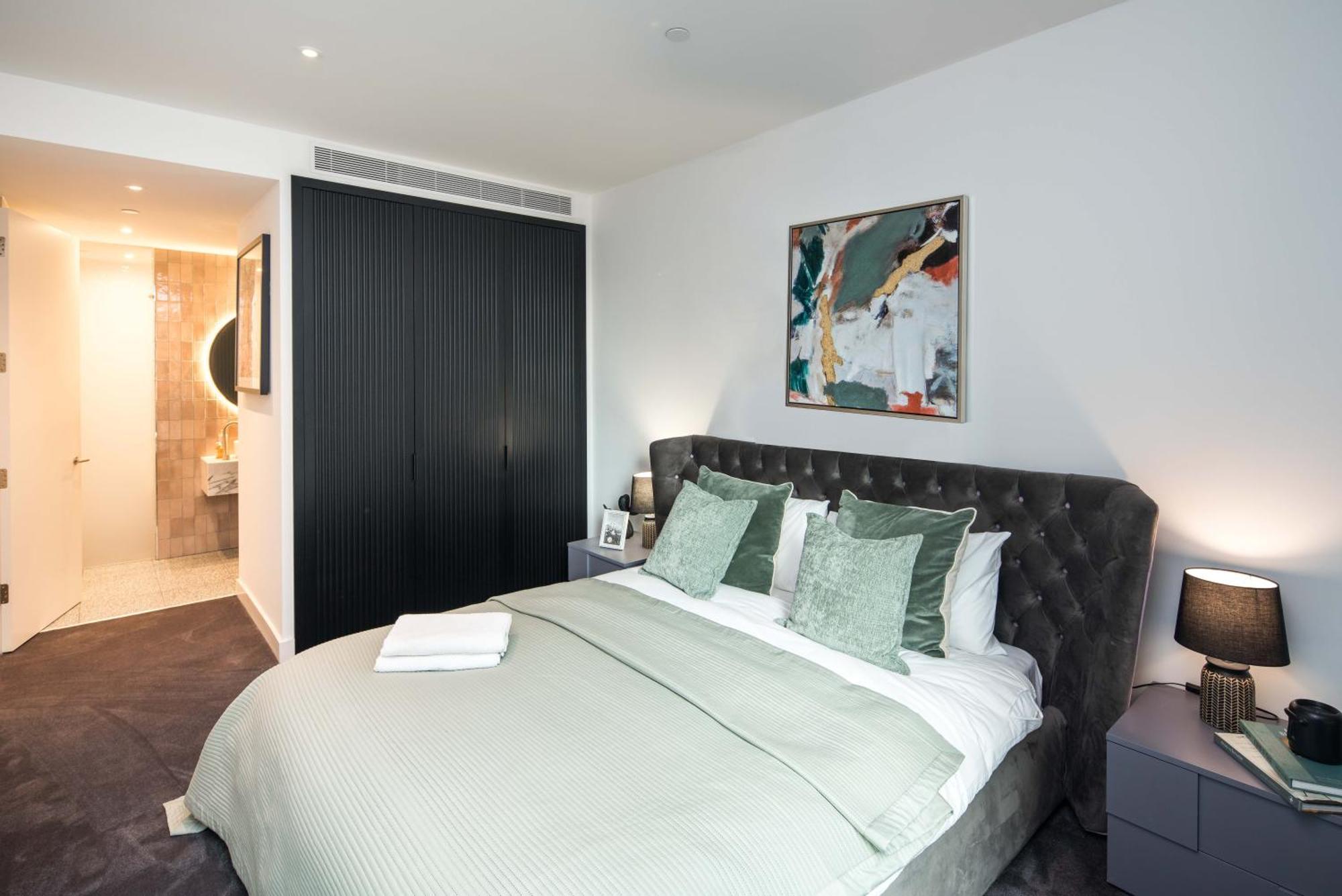 V10 Superluxury-central-powerstation-bigben-2bedrooms2bathrooms-londoneye *