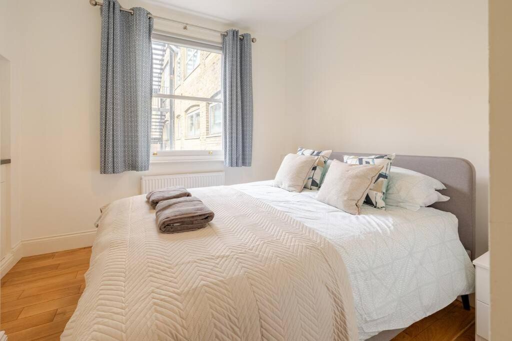 Beautiful 1 Bed Flat 2 Minute Walk To Camden Station * Londres