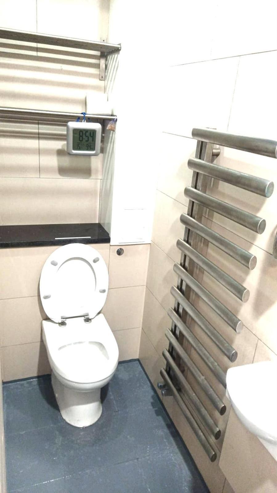 Homestay Luxurious Soft Water Air Conditioning Tv Bitcoin