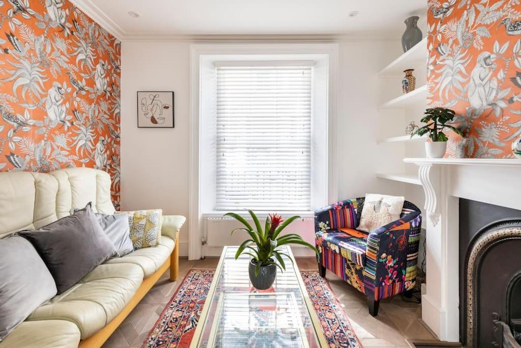 Historic Joseph Conrad House In Heart Of London! * London