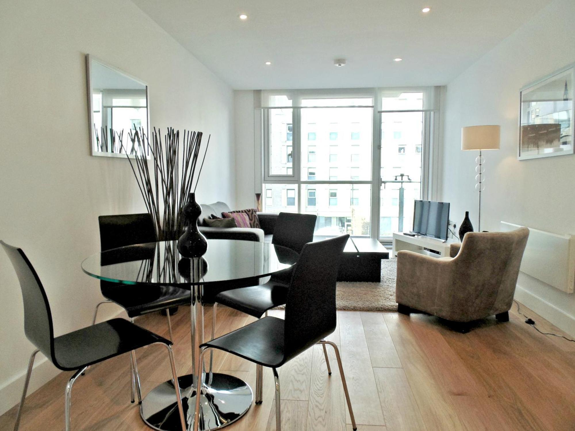 Tower Hill Serviced Apartamento *