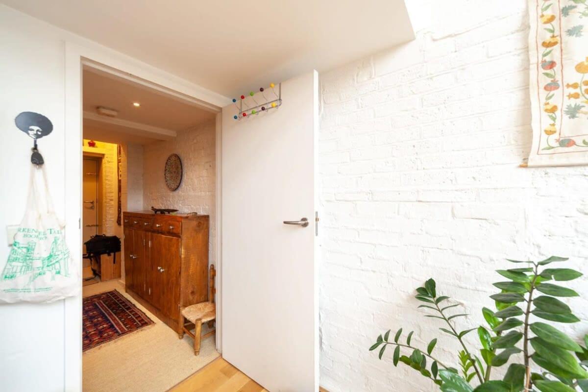 Apartment Charming 1 Bedroom In Old School House *