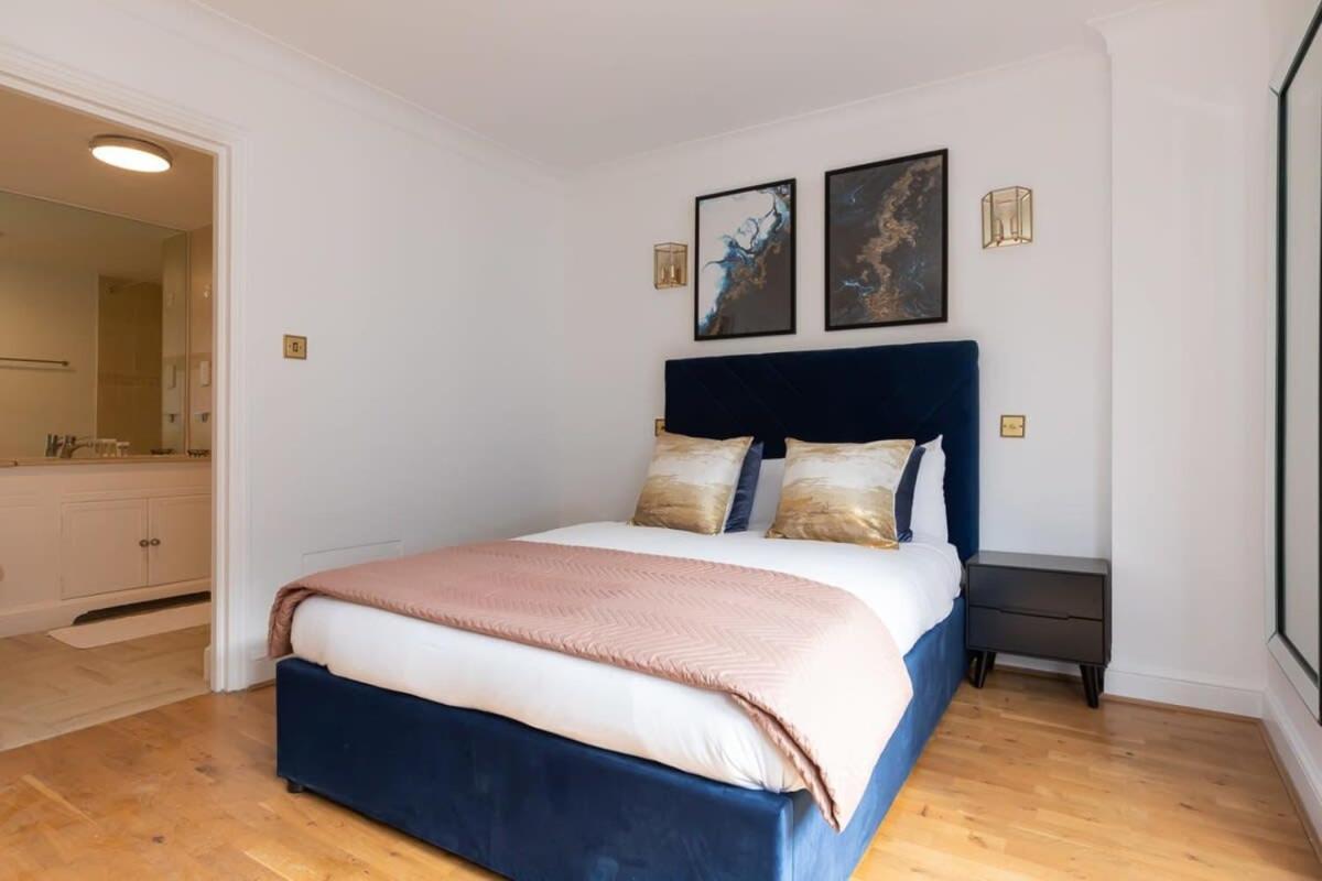 Appartement Spacious 1 Bed Mayfair With Balcony