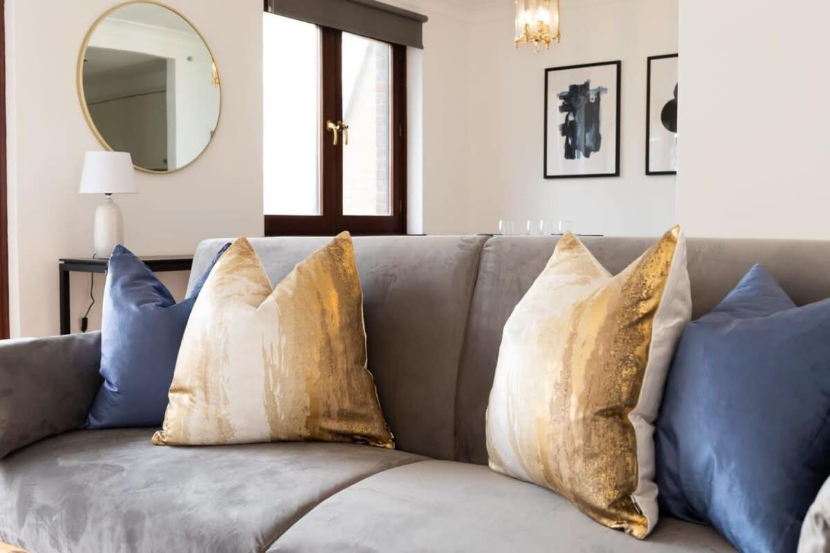 Appartement Spacious 1 Bed Mayfair With Balcony