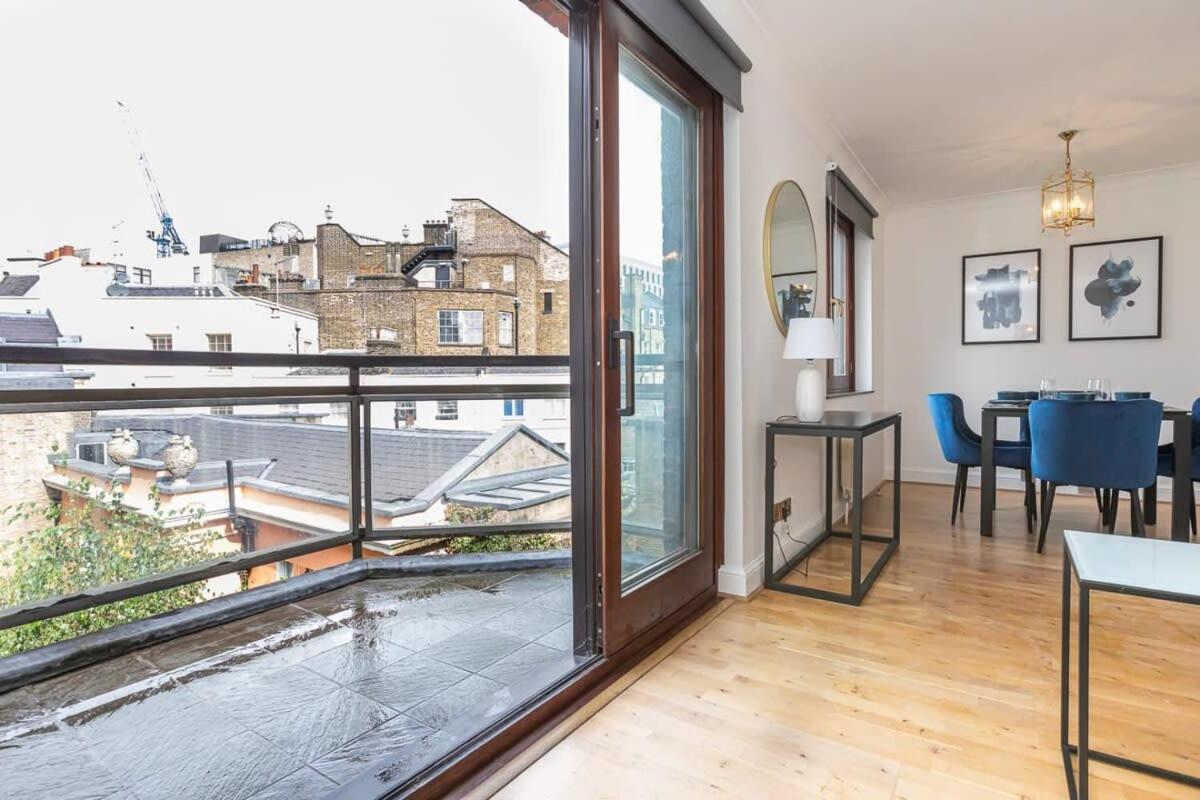 Spacious 1 Bed Mayfair With Balcony Appartement *
