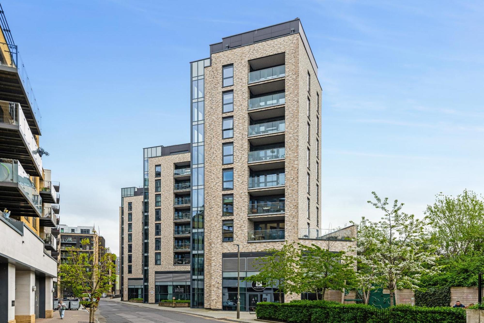 The Wandsworth Luxury Apartment *