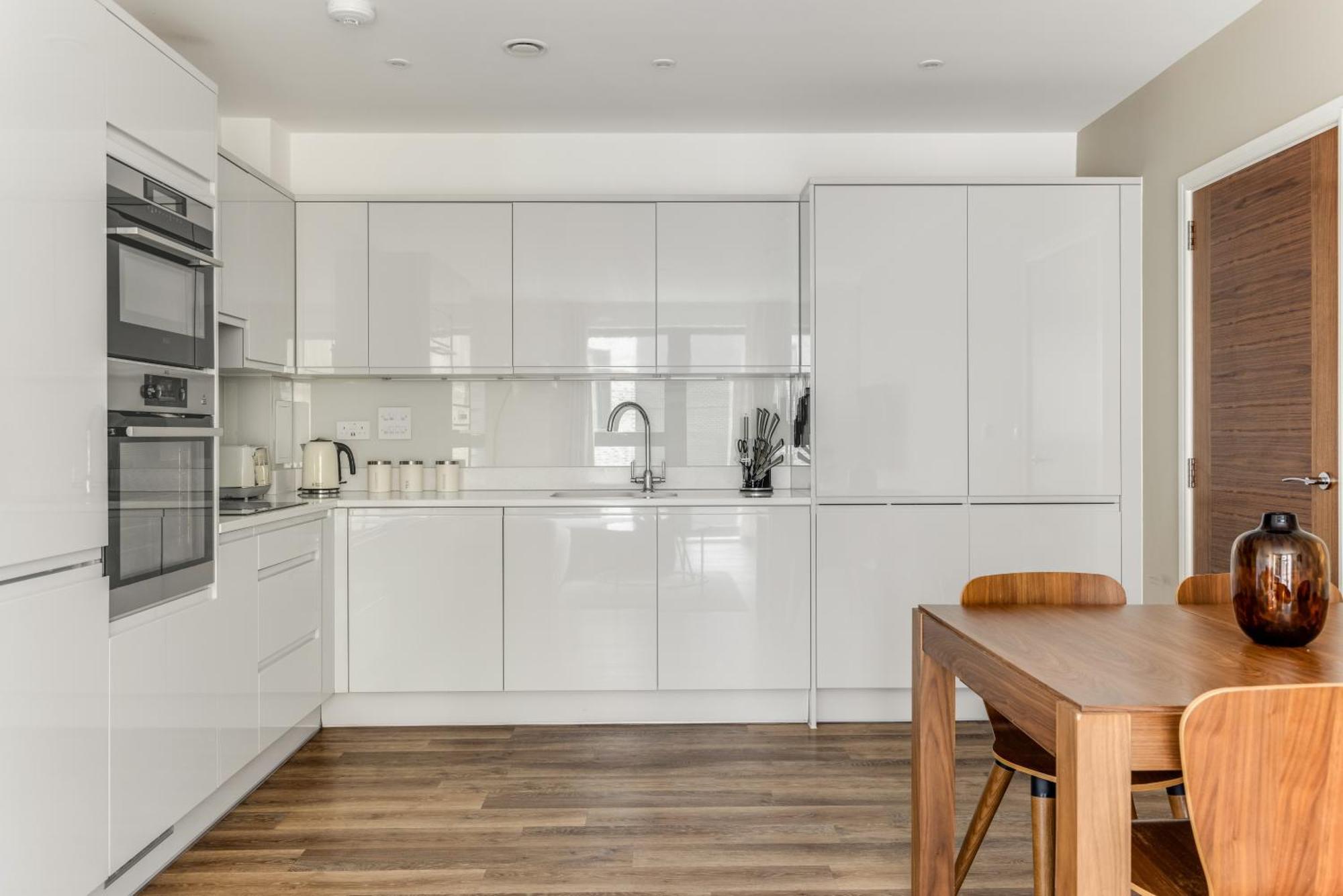 The Wandsworth Luxury Apartment *