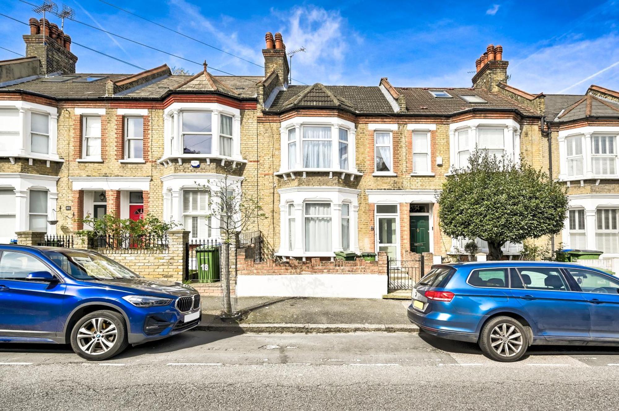 A Two Bedroom A Stride Away From Meridian Greenwich London