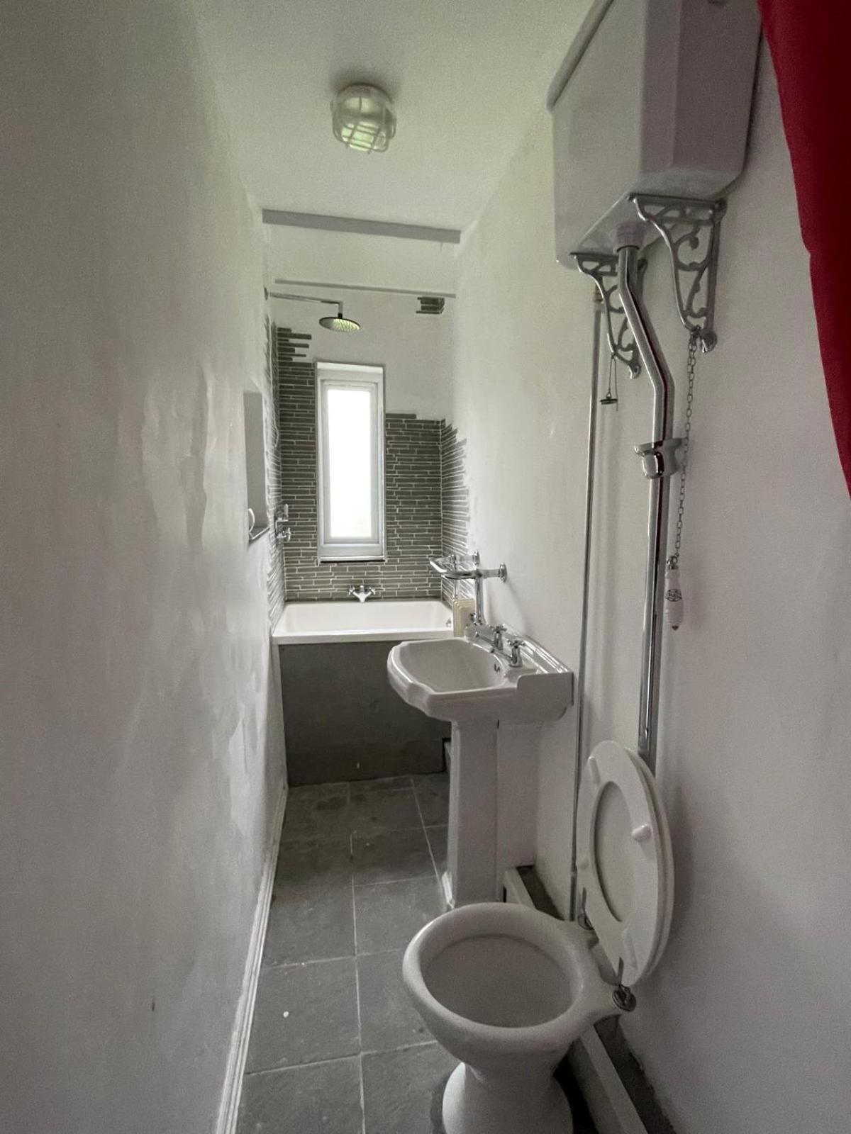 2 Bedroom Flat Wembley London