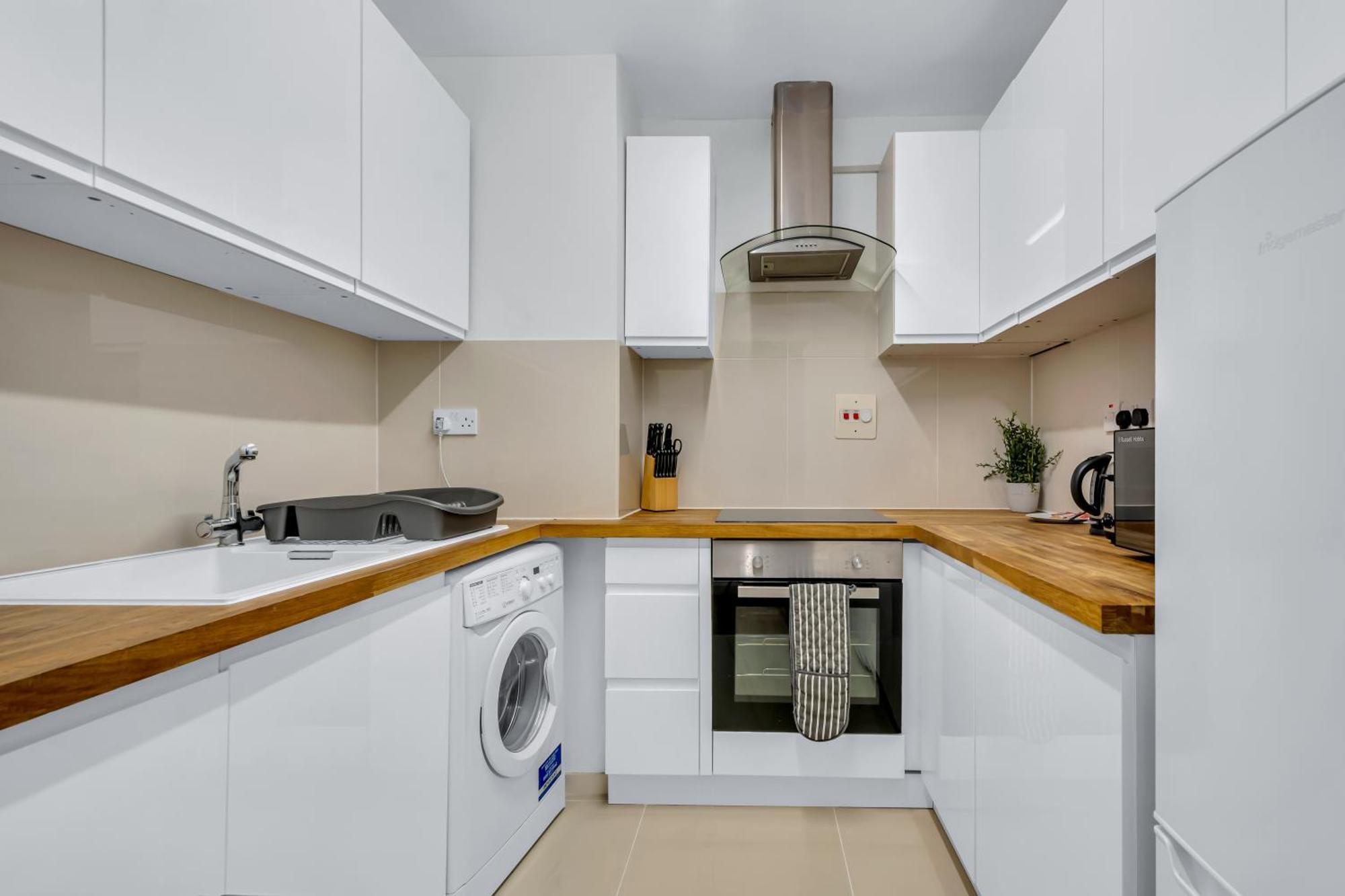 Mysquare Mansion House Queens Quay * London