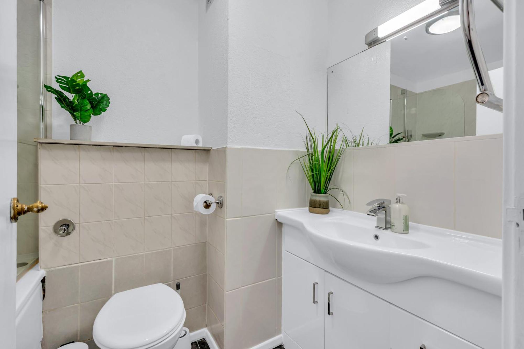 Mysquare Mansion House Queens Quay Apartment