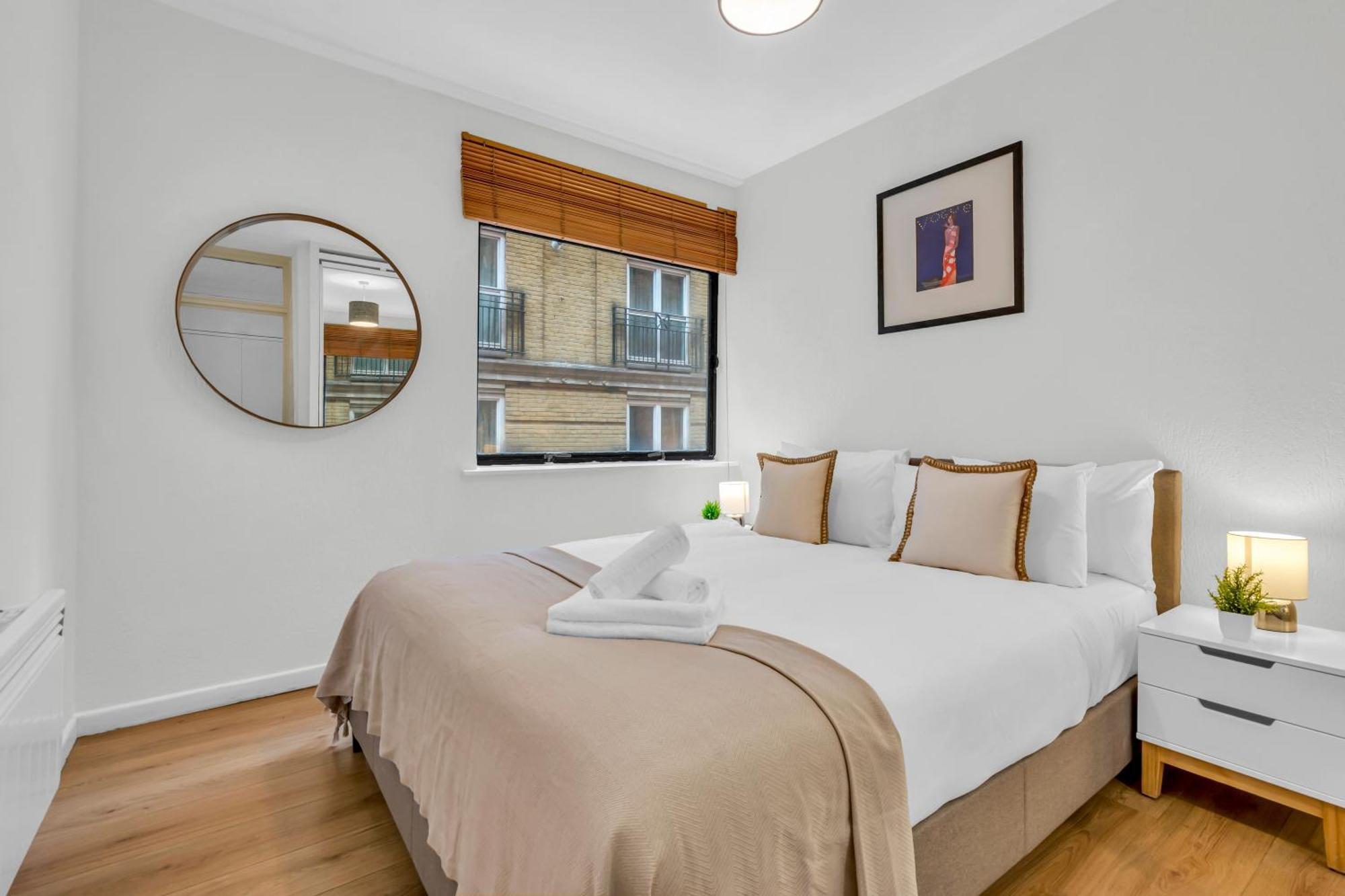 Mysquare Mansion House Queens Quay