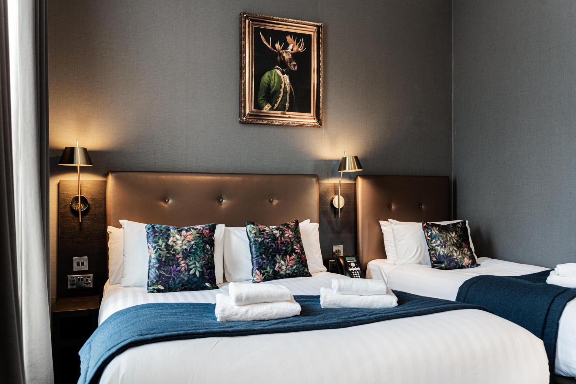 The House On Warwick 4*
