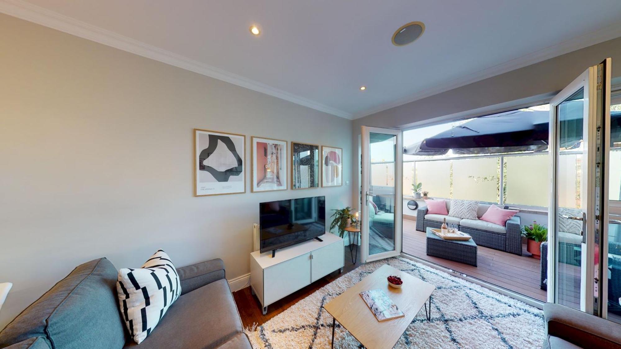 Madison Hill - White Hill House 4 - 2 Bedroom Flat Appartement Londen
