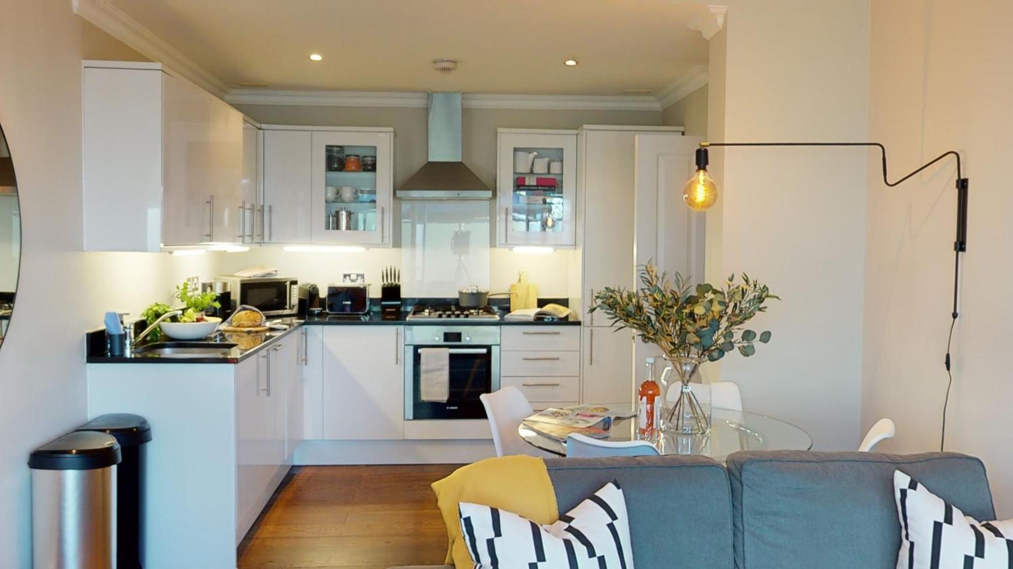 Madison Hill - White Hill House 4 - 2 Bedroom Flat Londen