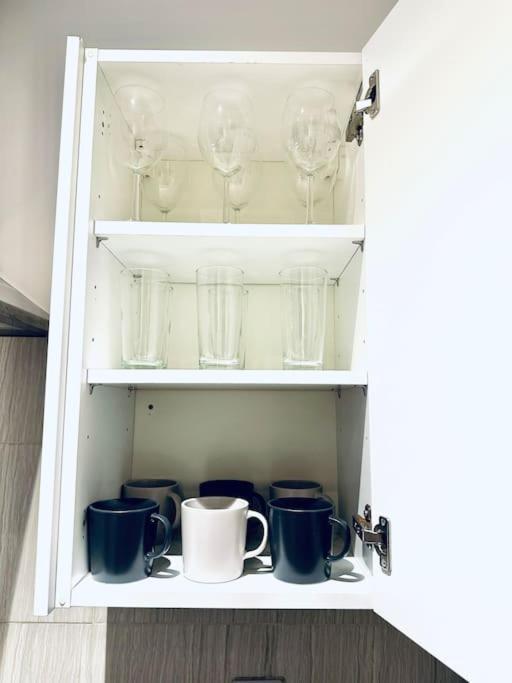 Modern 2 Bedroom Flat In Balham London