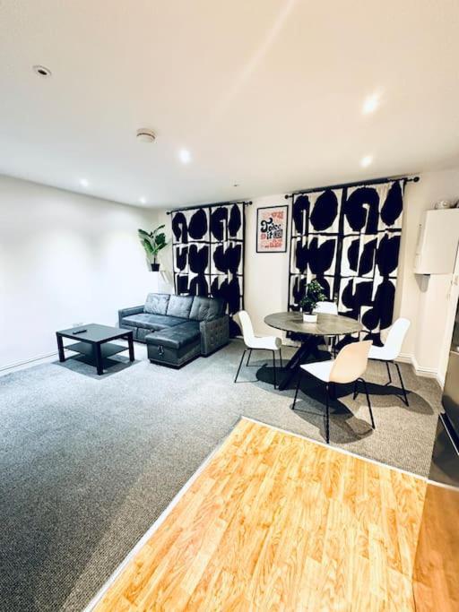 Apartment Modern 2 Bedroom Flat In Balham