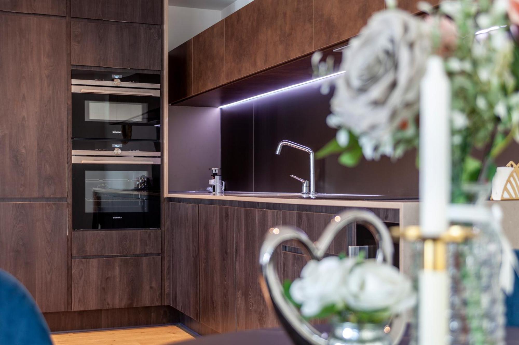 Apartment Stylish 2bdr Flat, Comm Garden I Smarthost
