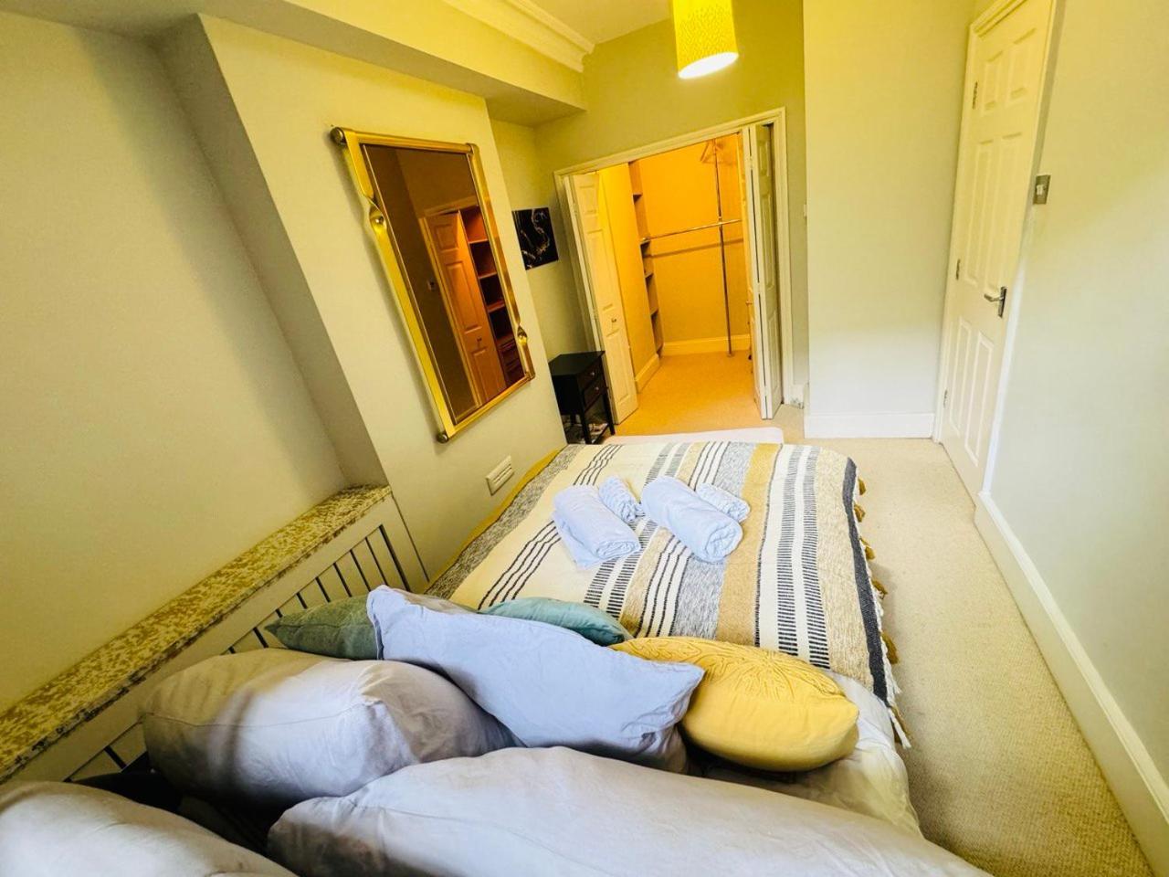 Cozy And Comfy Flat In Earls Court Apartment *