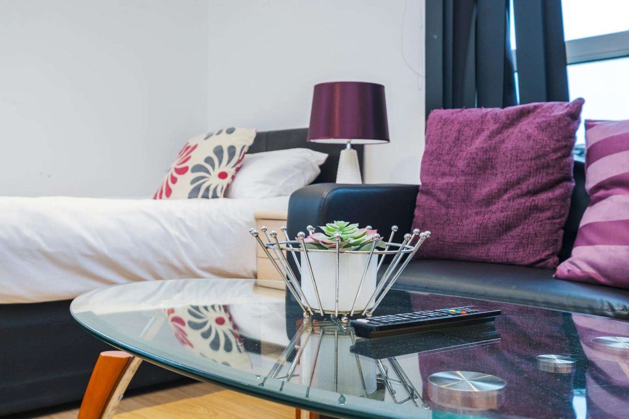 Appartement Heads On Bed - Docklands Canary Wharf Excel *