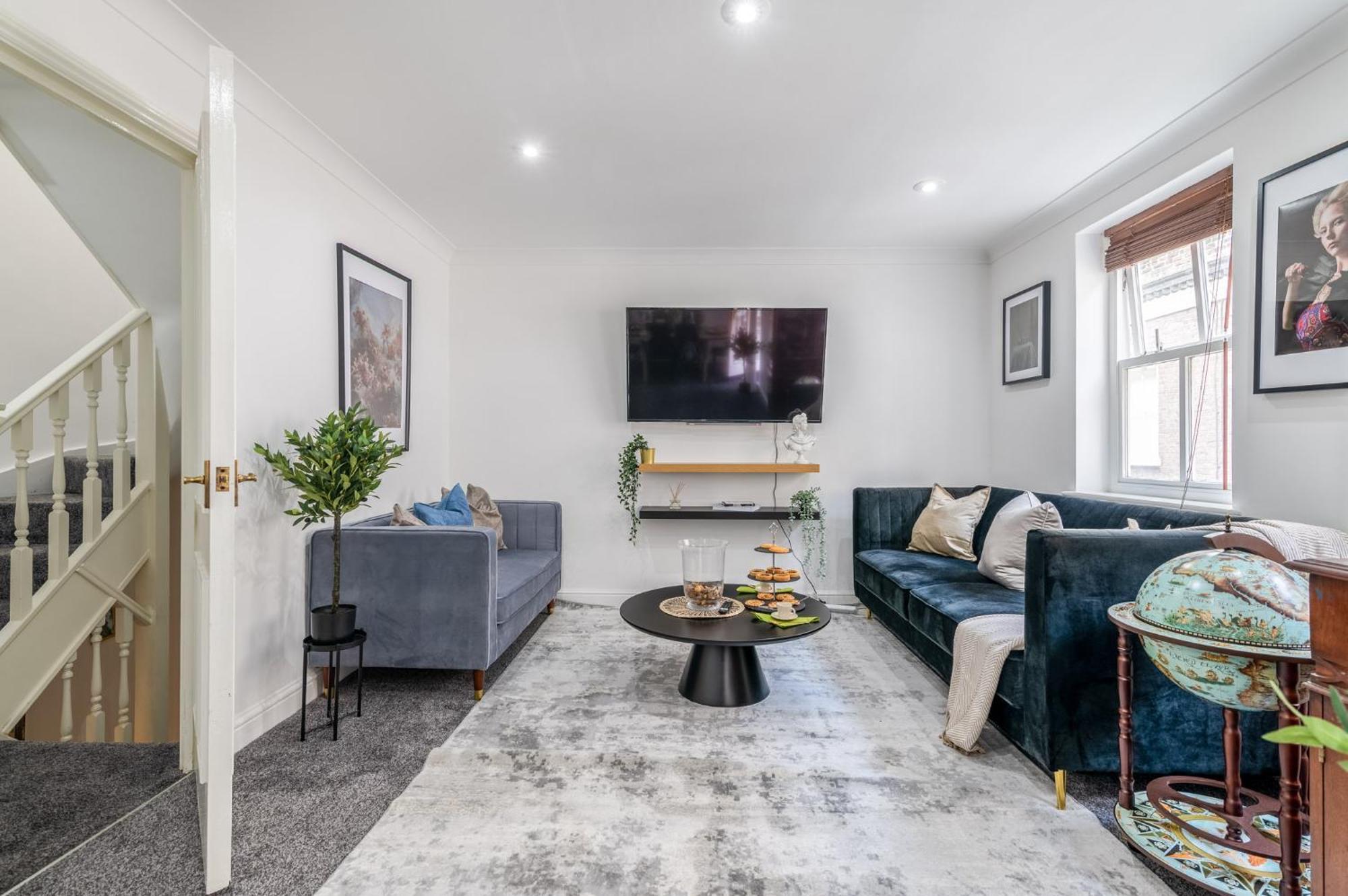 Сasa de vacaciones Charming 3-bedroom Townhouse Balcony