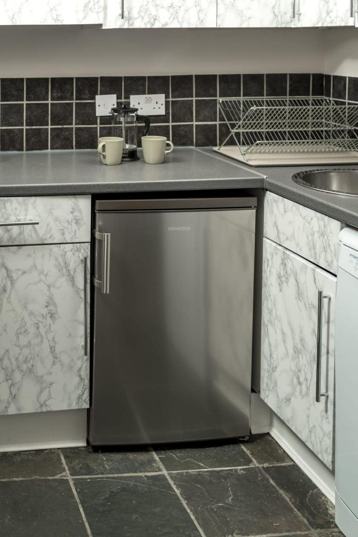 Apartment Of - Lovely Two Bedroom