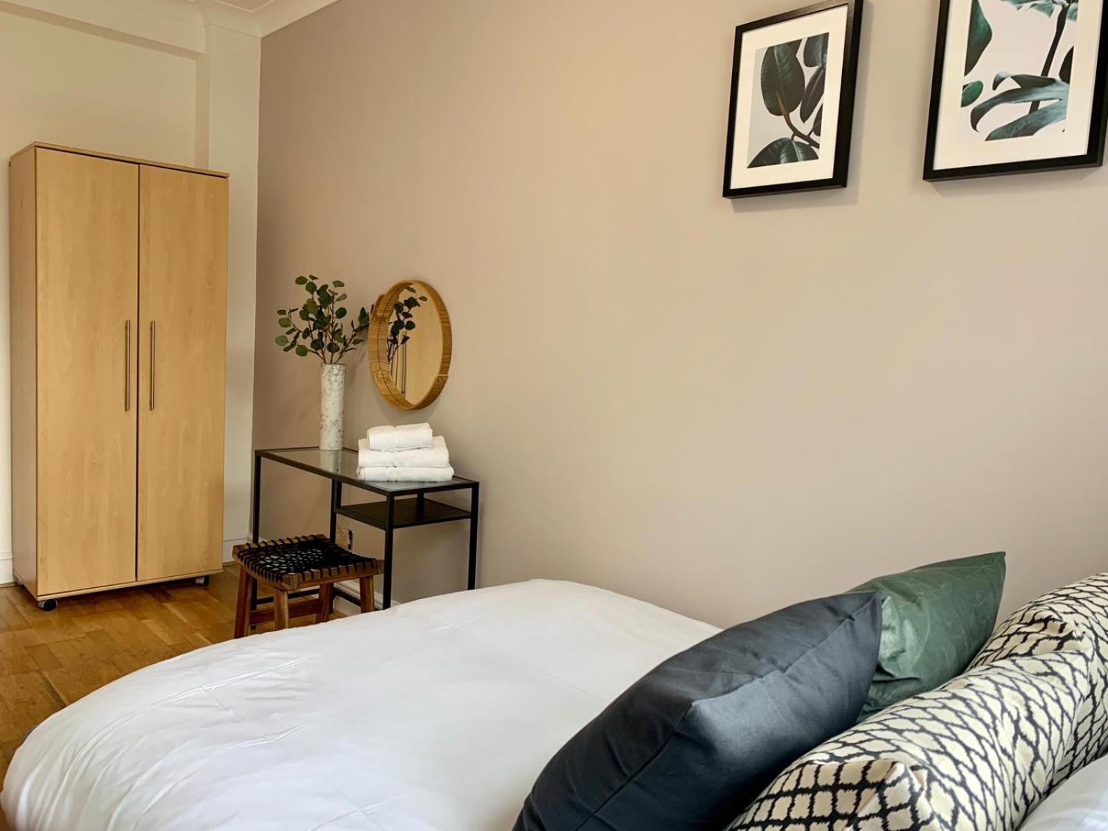 Chancery Lane Residences * London