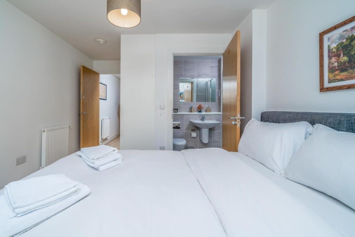 Apartment Wandsworth Deluxe Two-bedroom