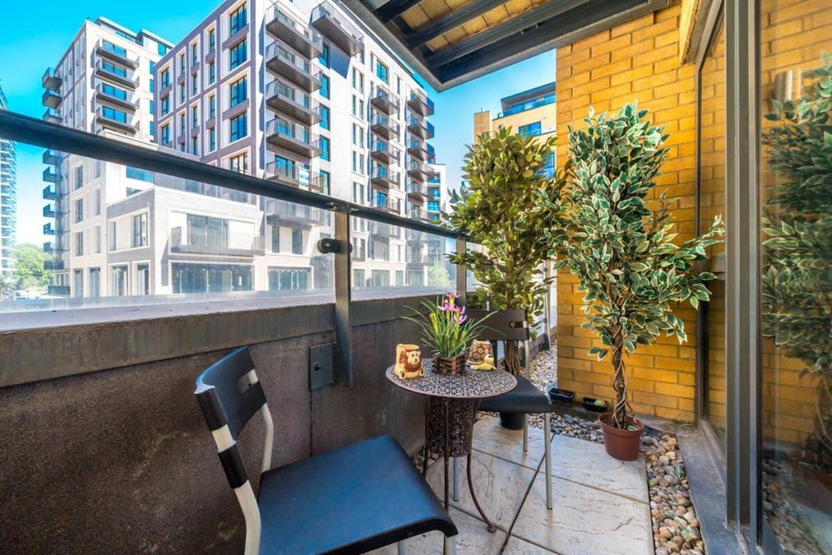 Wandsworth Deluxe Two-bedroom * London