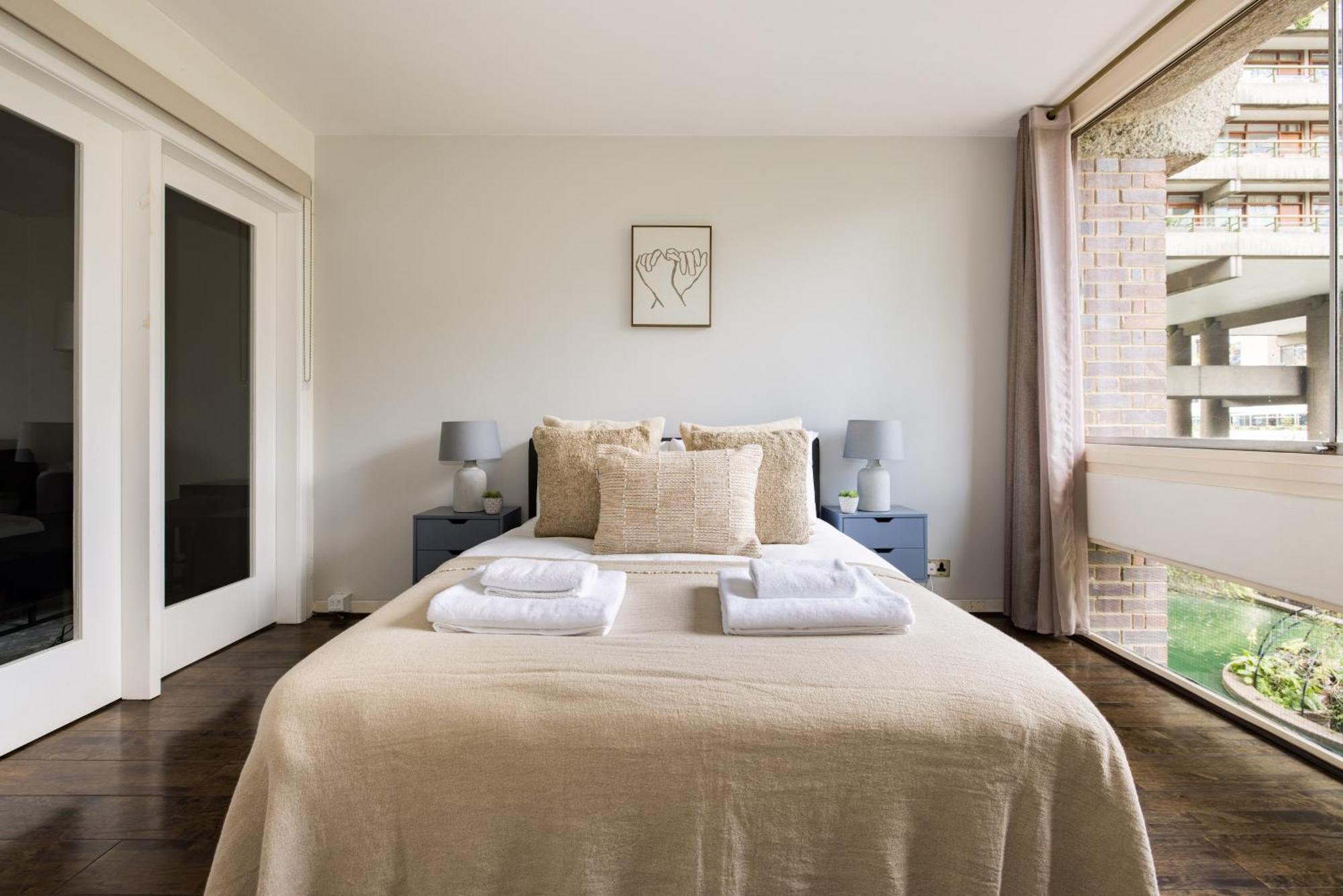 The Clerkenwell Collection - Dnu Apartment