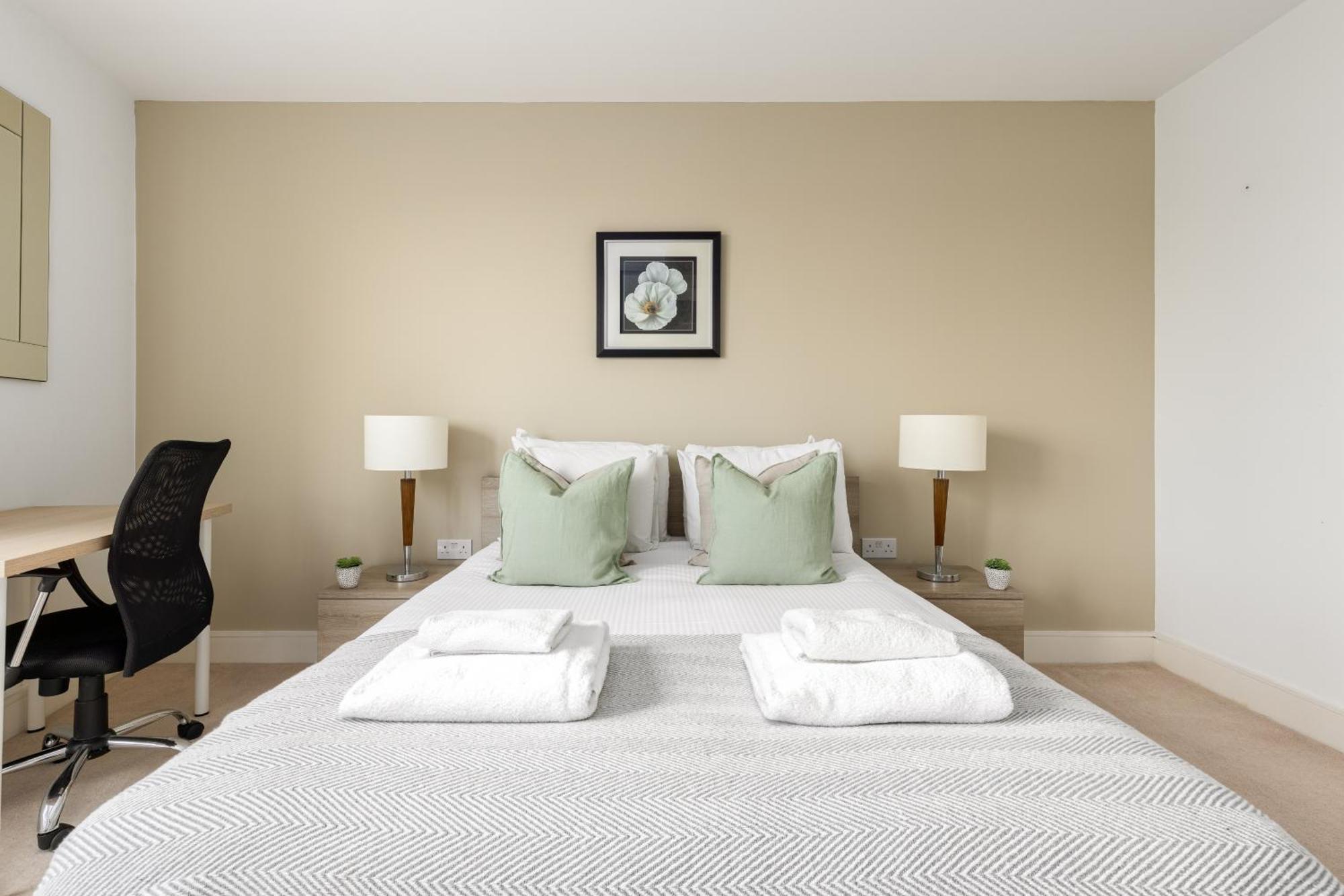 The Islington Collection Apartment *