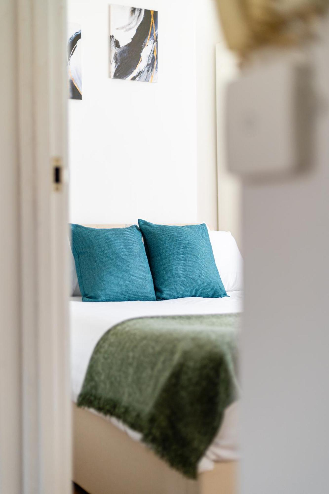 West Hampstead Hub Apartment London