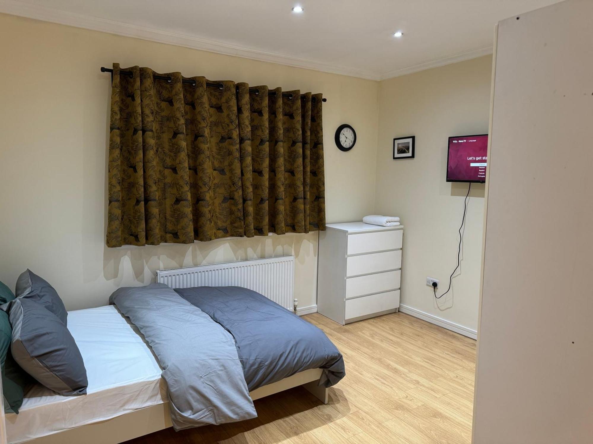Homestay Handover 4 London