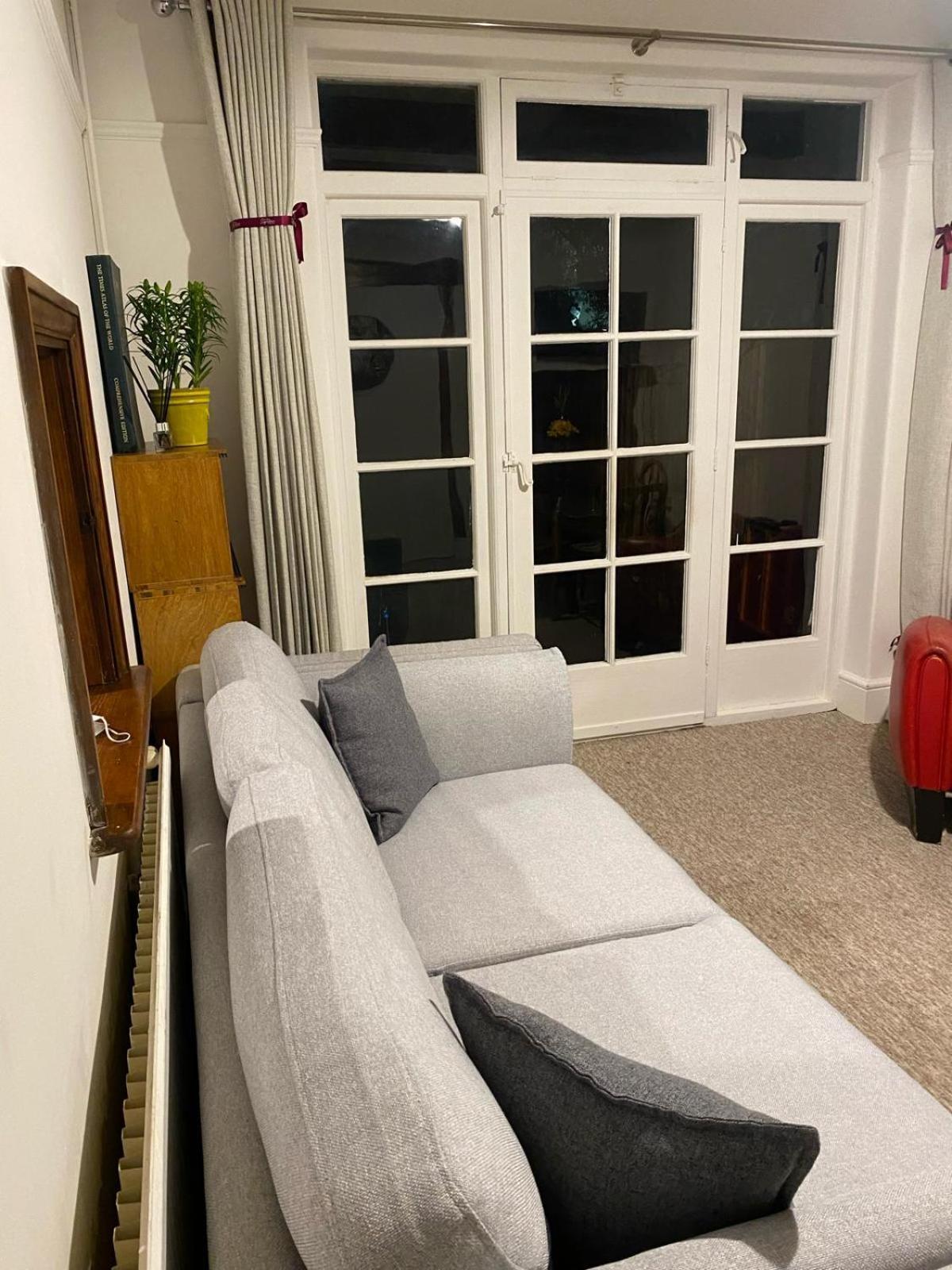 Apartment Spacious, Parkside 3.5bed House, Great Access! London