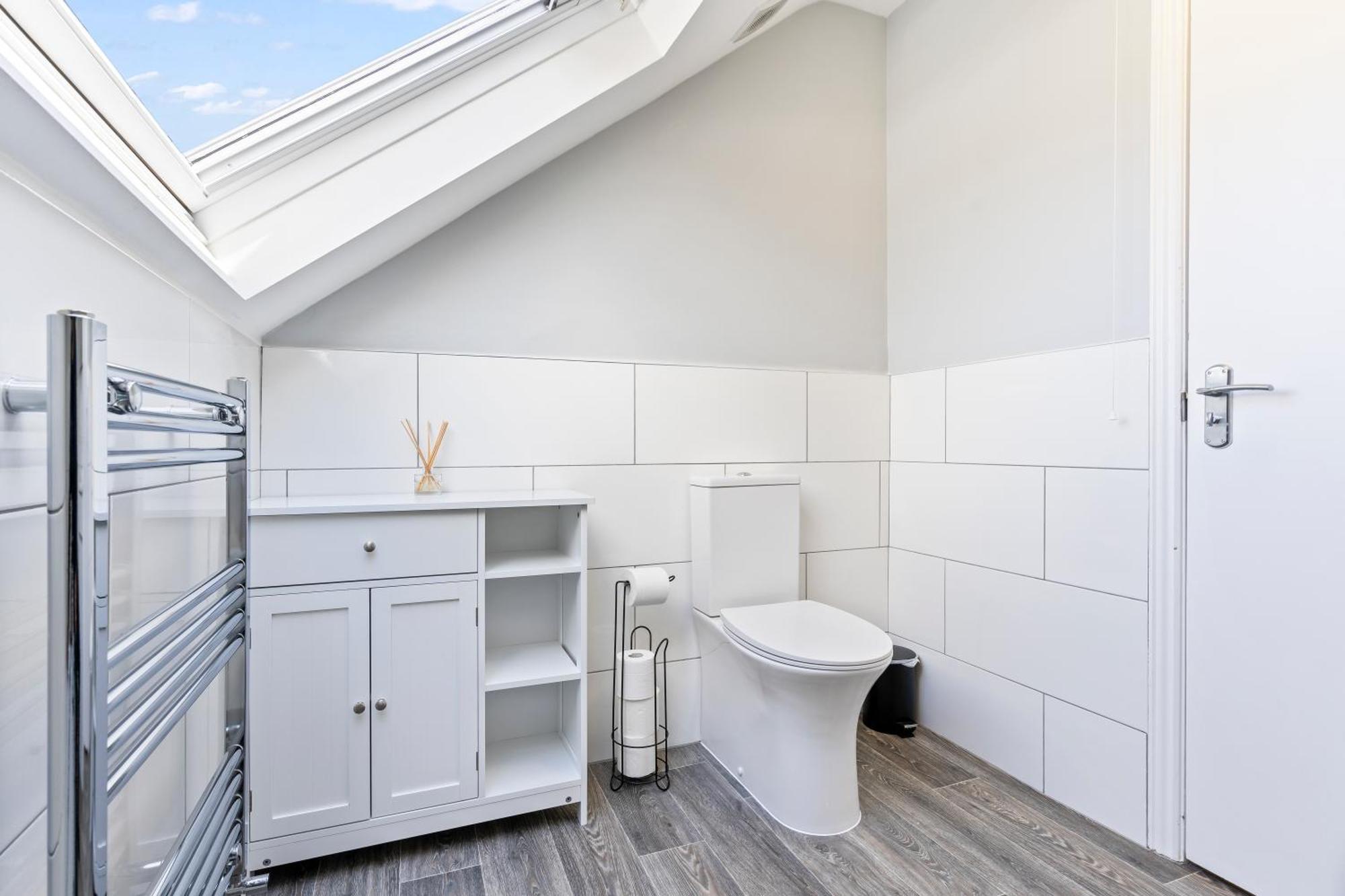 Apartment Heart Of Acton - Perfect For Large Groups London