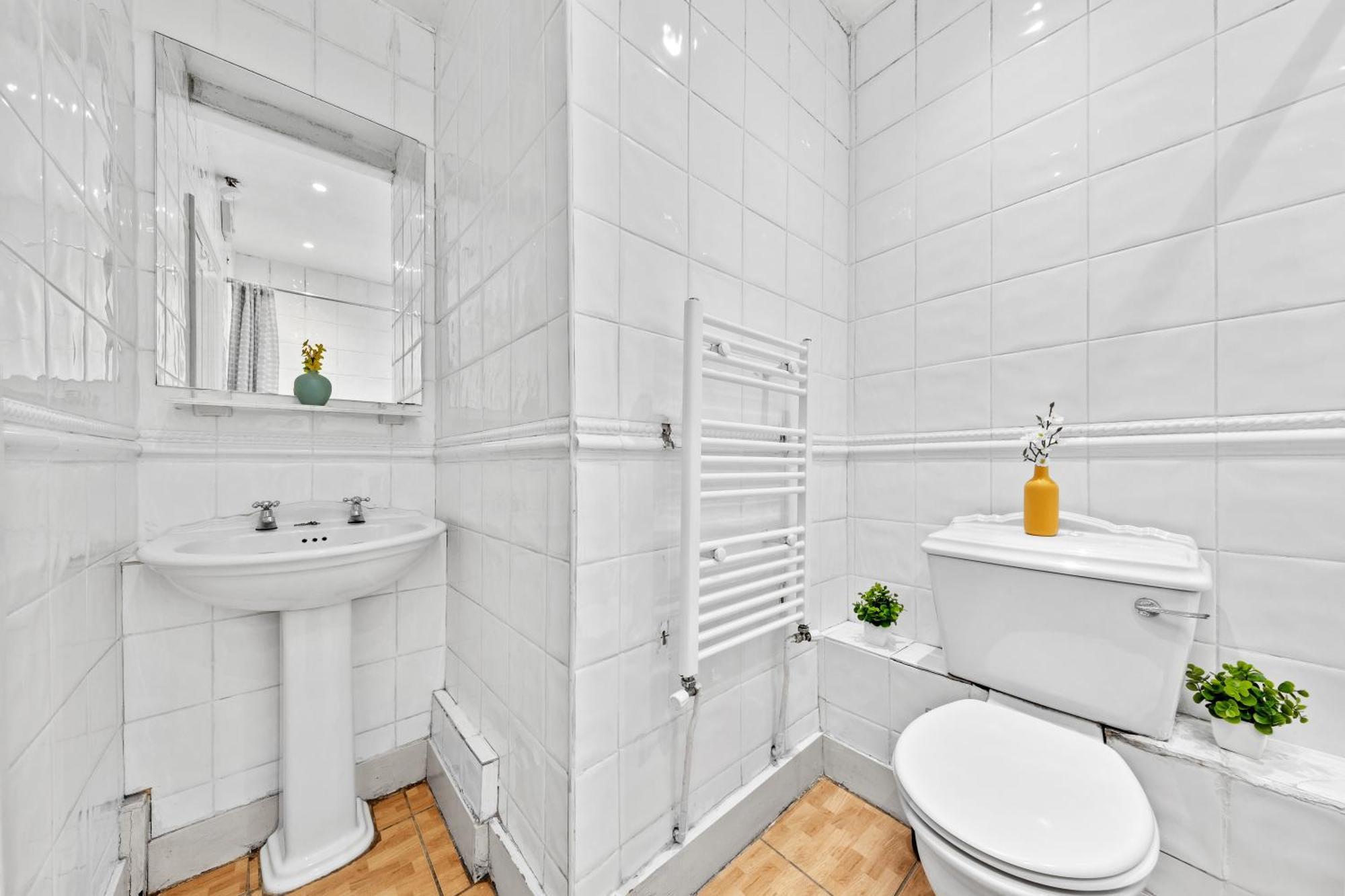 Kensington Station Proximity 2-bedroom Apartment, Walk To Station In 2 Minutes Apartment *