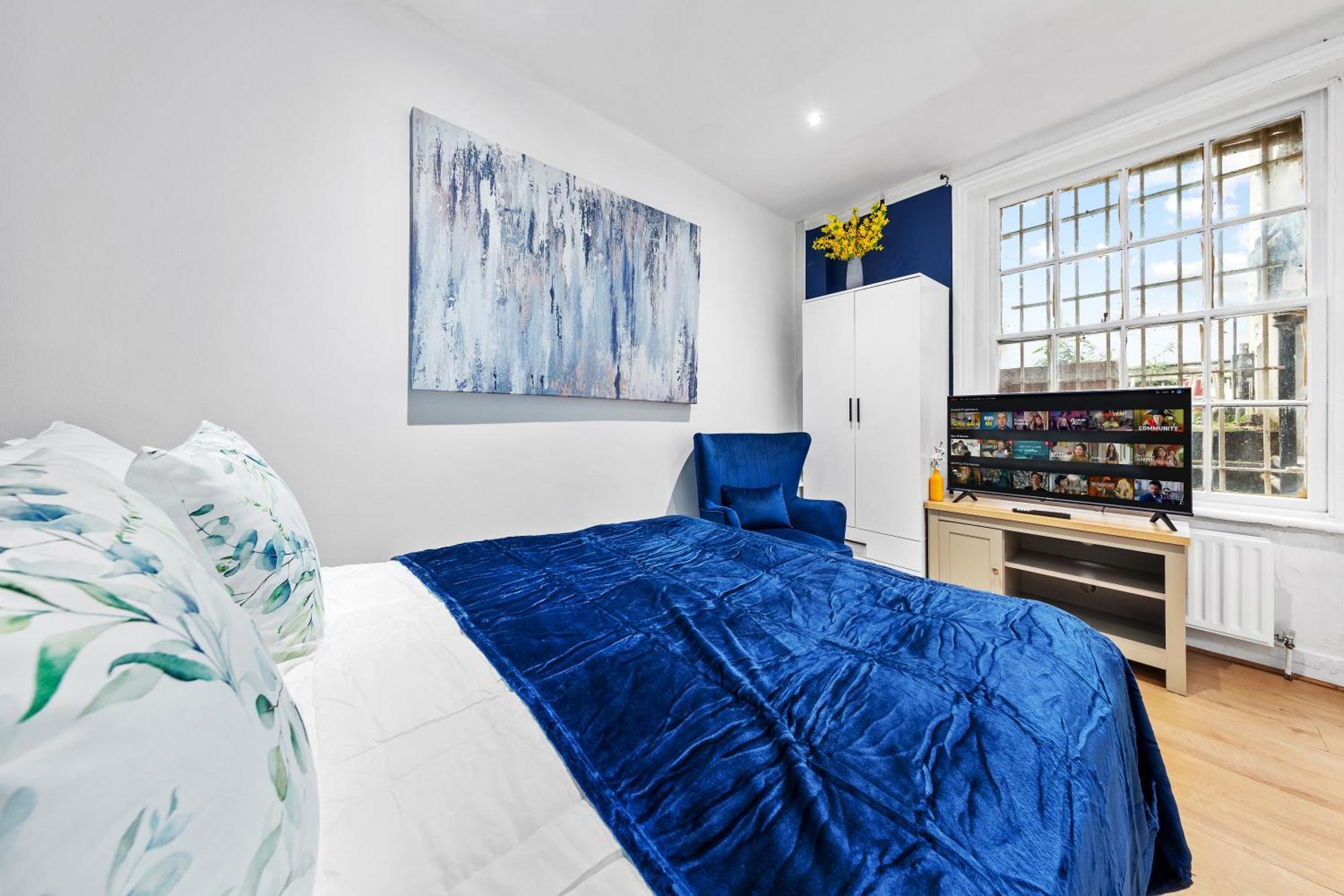 Kensington Station Proximity 2-bedroom Apartment, Walk To Station In 2 Minutes * London